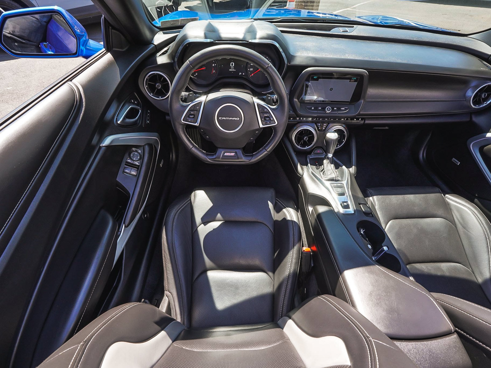 Used 2018 Chevrolet Camaro SS RWD image 43