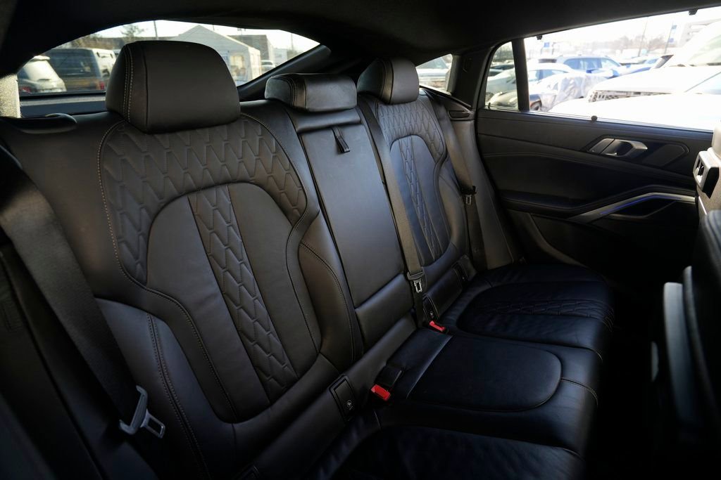 Used 2023 BMW X6 xDrive40i AWD/4WD image 21