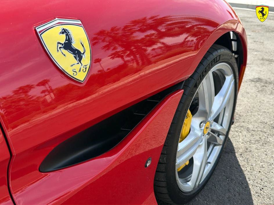 Used 2019 Ferrari Portofino image 51