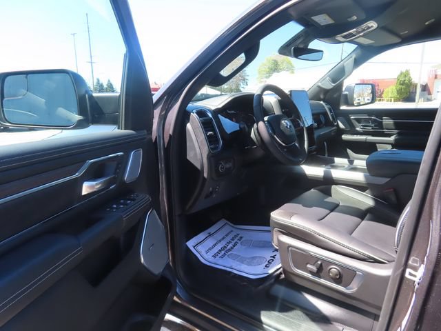 New 2026 RAM 1500 Laramie AWD/4WD image 18