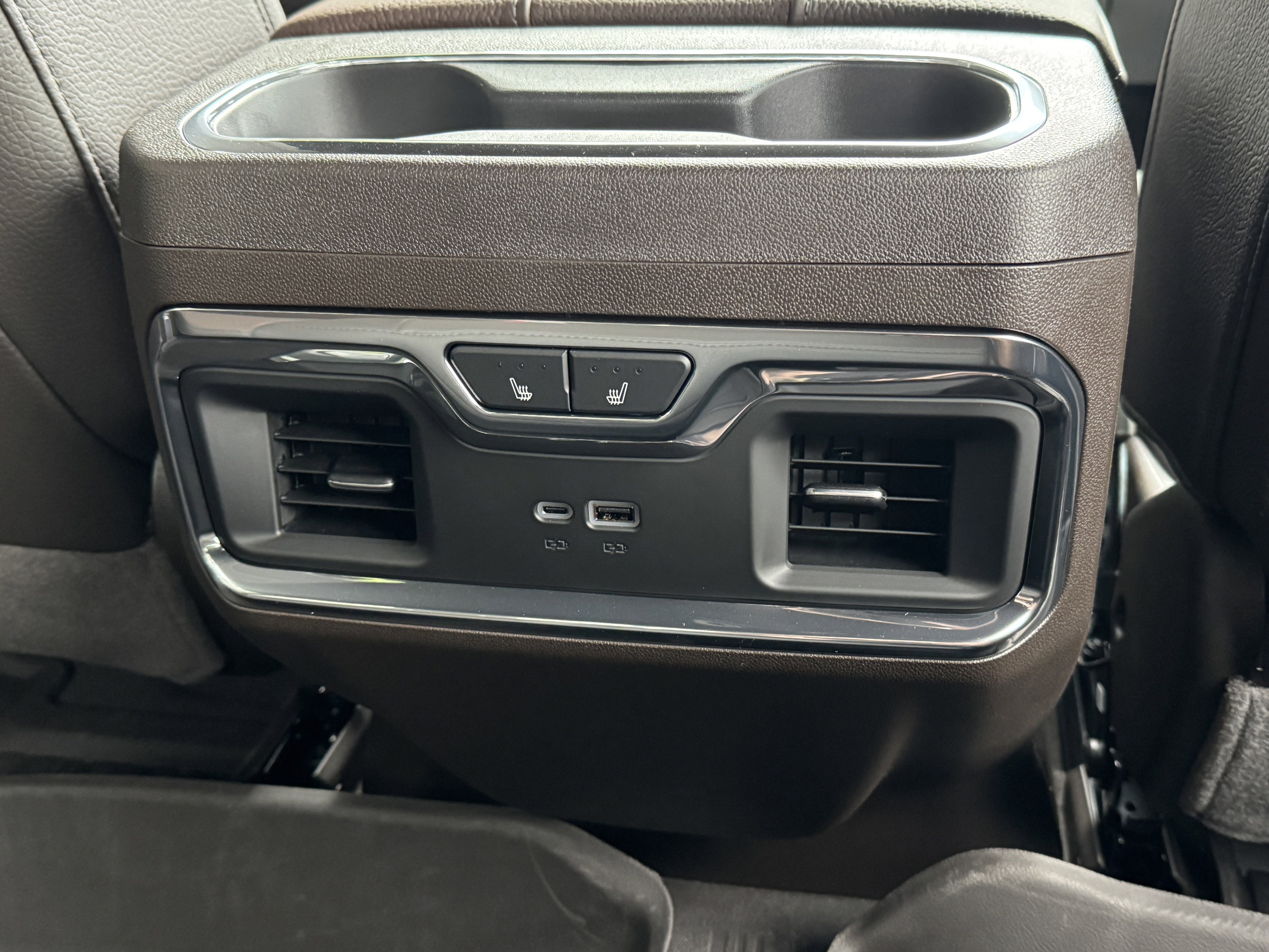 New 2026 GMC Sierra 2500 Denali w/ Denali Reserve Package image 36