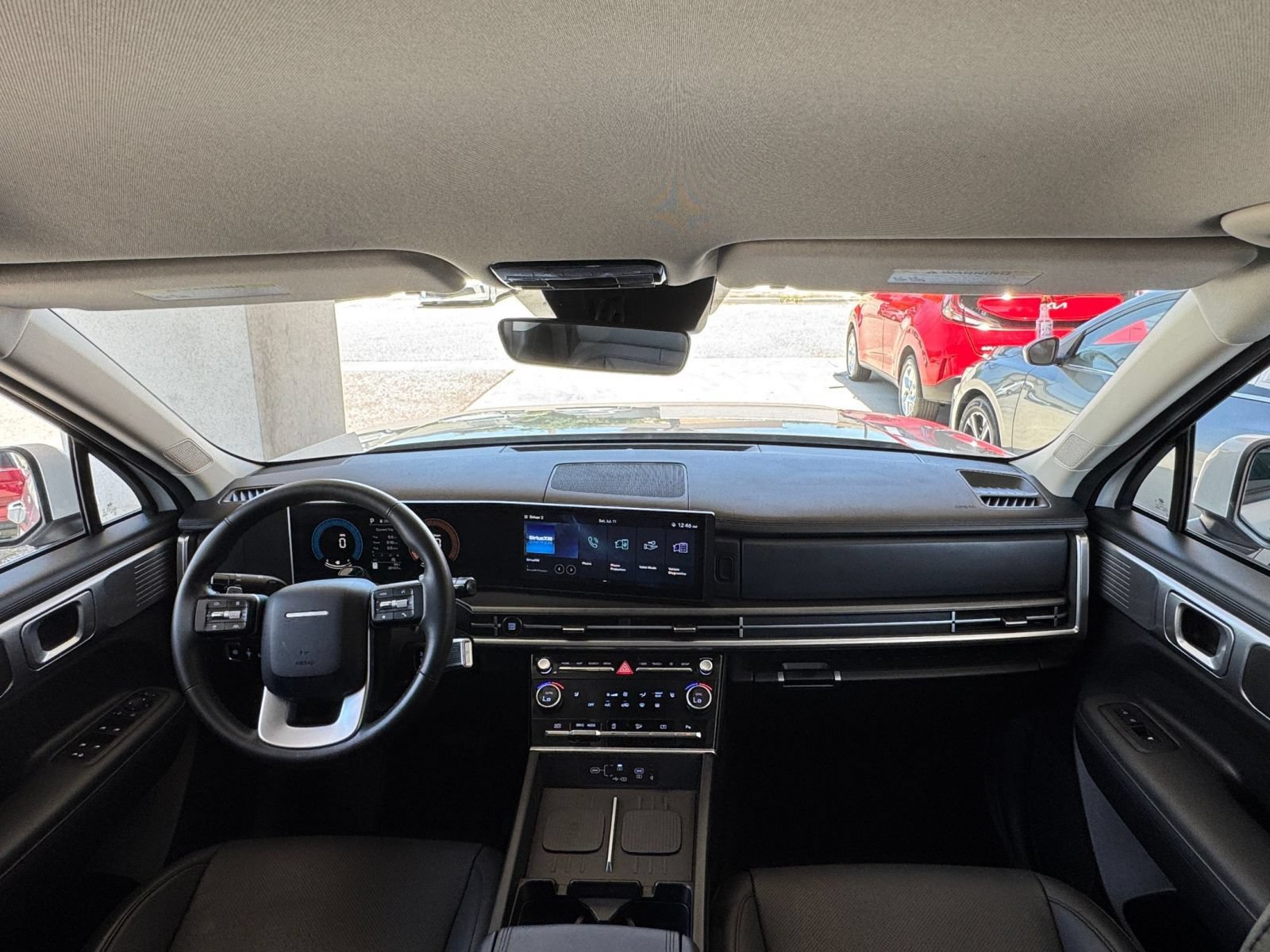 Used 2025 Hyundai Santa Fe SEL FWD image 31