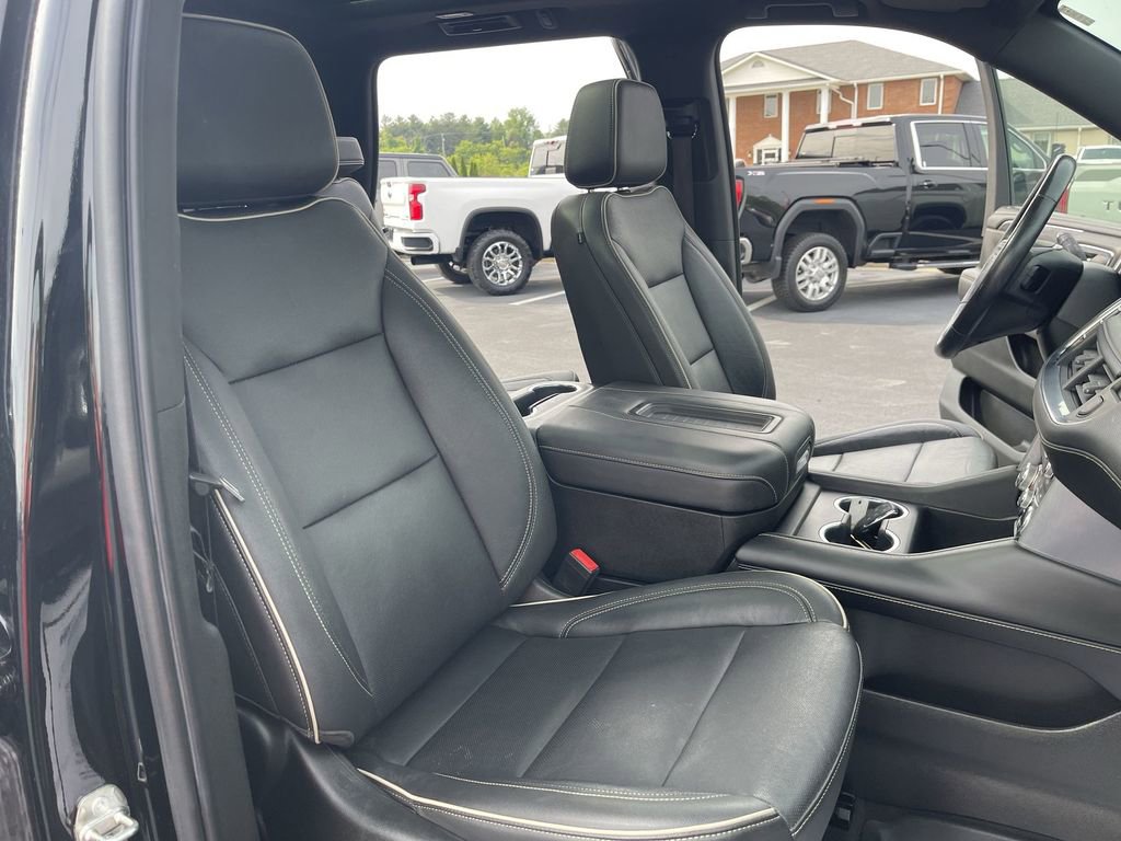 Used 2021 GMC Yukon SLT w/ SLT Premium Package AWD/4WD image 26