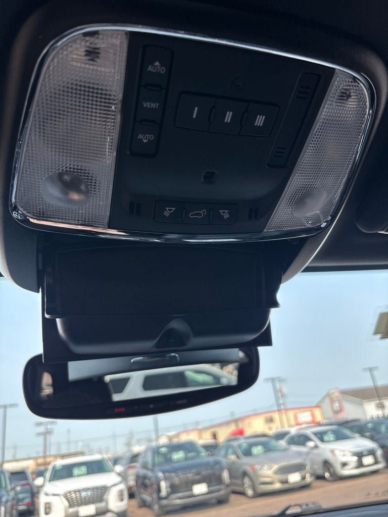 Used 2021 Jeep Grand Cherokee Limited AWD/4WD image 24