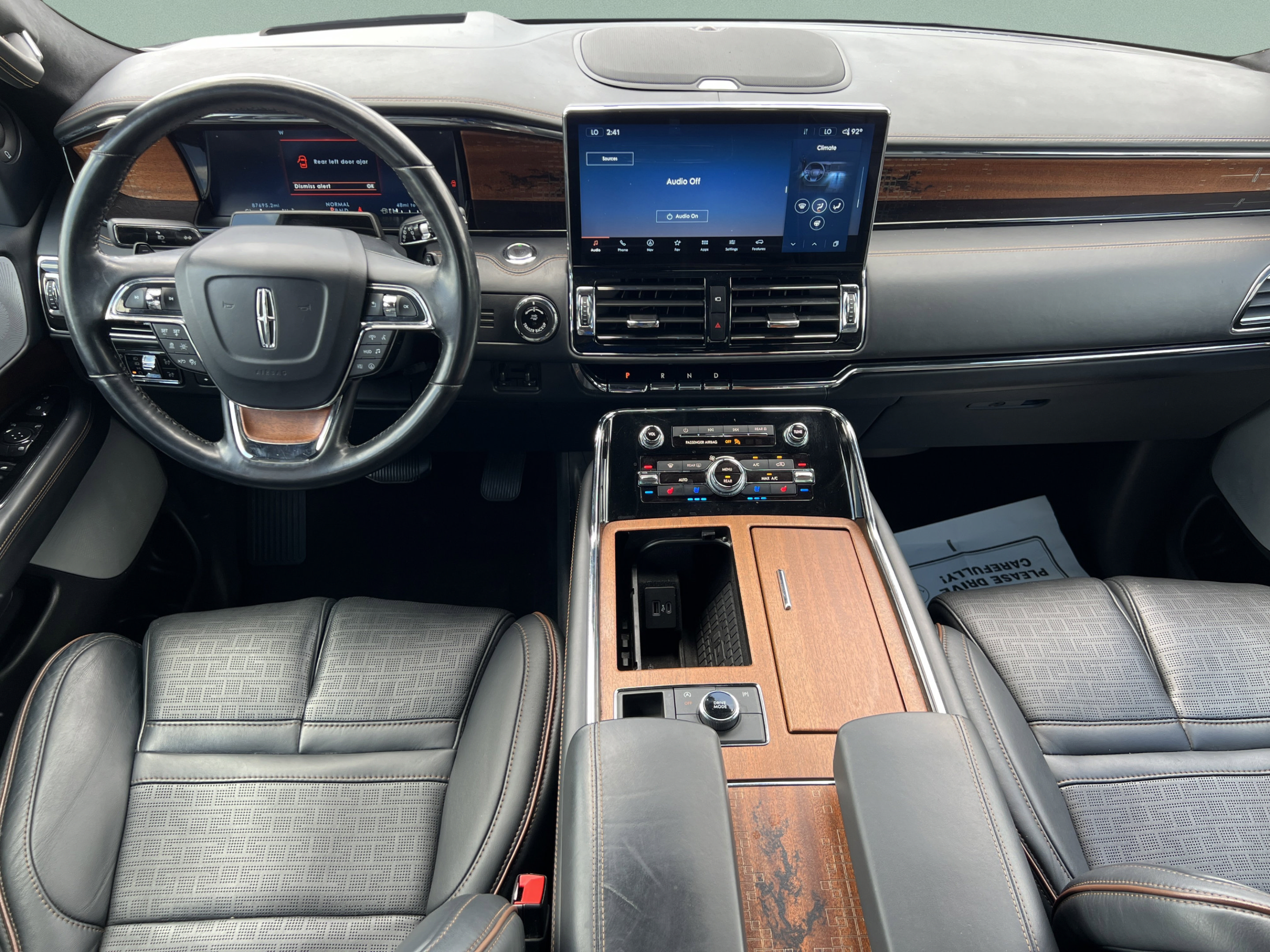 Used 2023 Lincoln Navigator Black Label AWD/4WD image 9