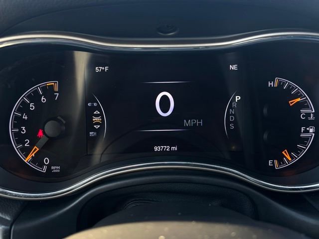 Used 2015 Jeep Grand Cherokee Laredo w/ Quick Order Package 23E image 28