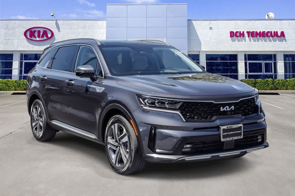 Certified 2023 Kia Sorento SX Prestige AWD/4WD image 3