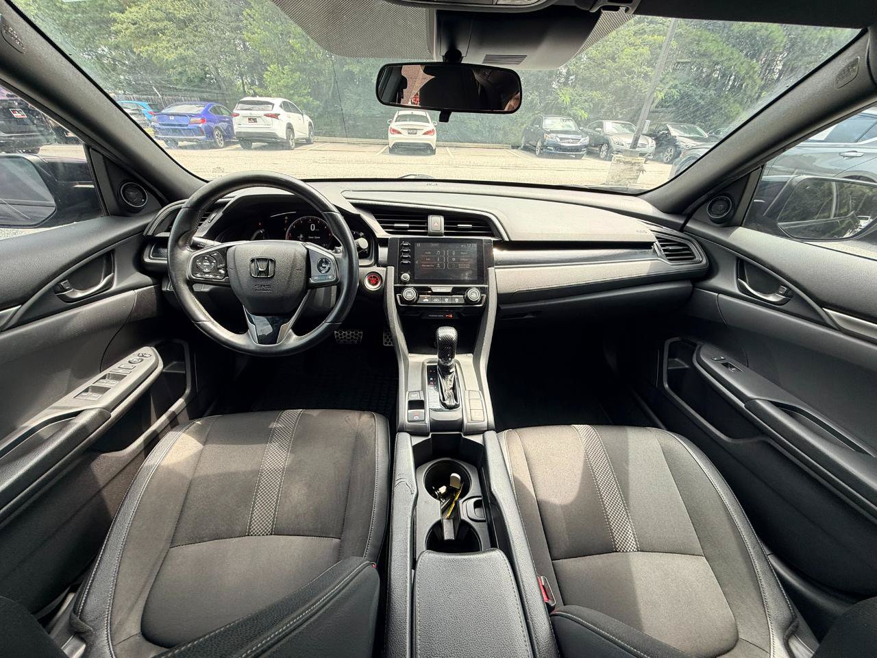 Used 2020 Honda Civic Sport image 2