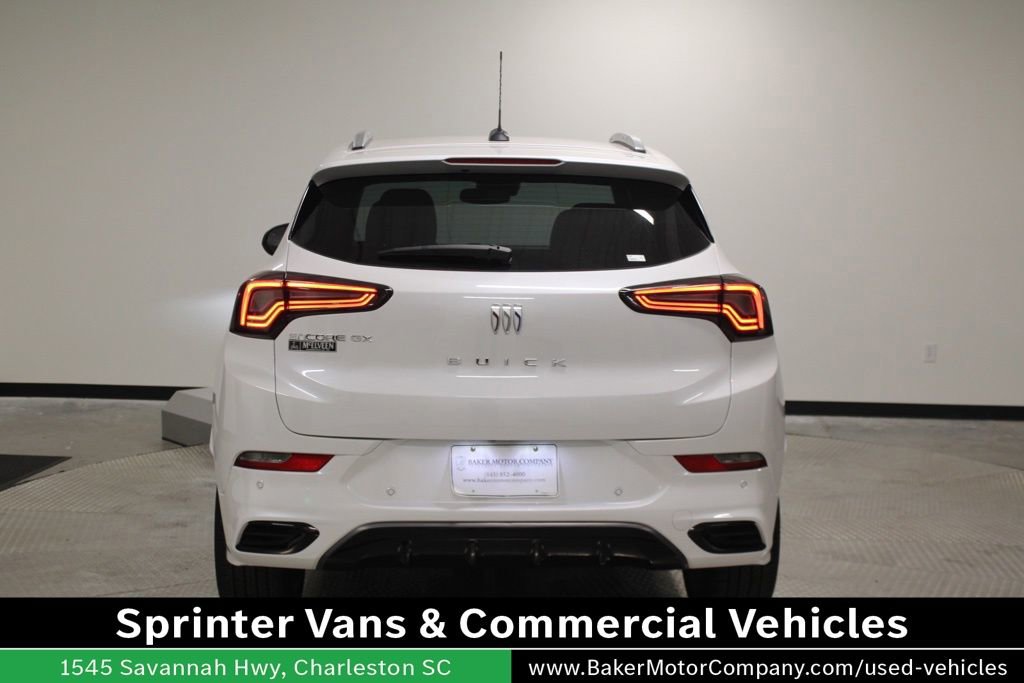 Used 2025 Buick Encore GX Avenir w/ Avenir Convenience Package FWD image 6