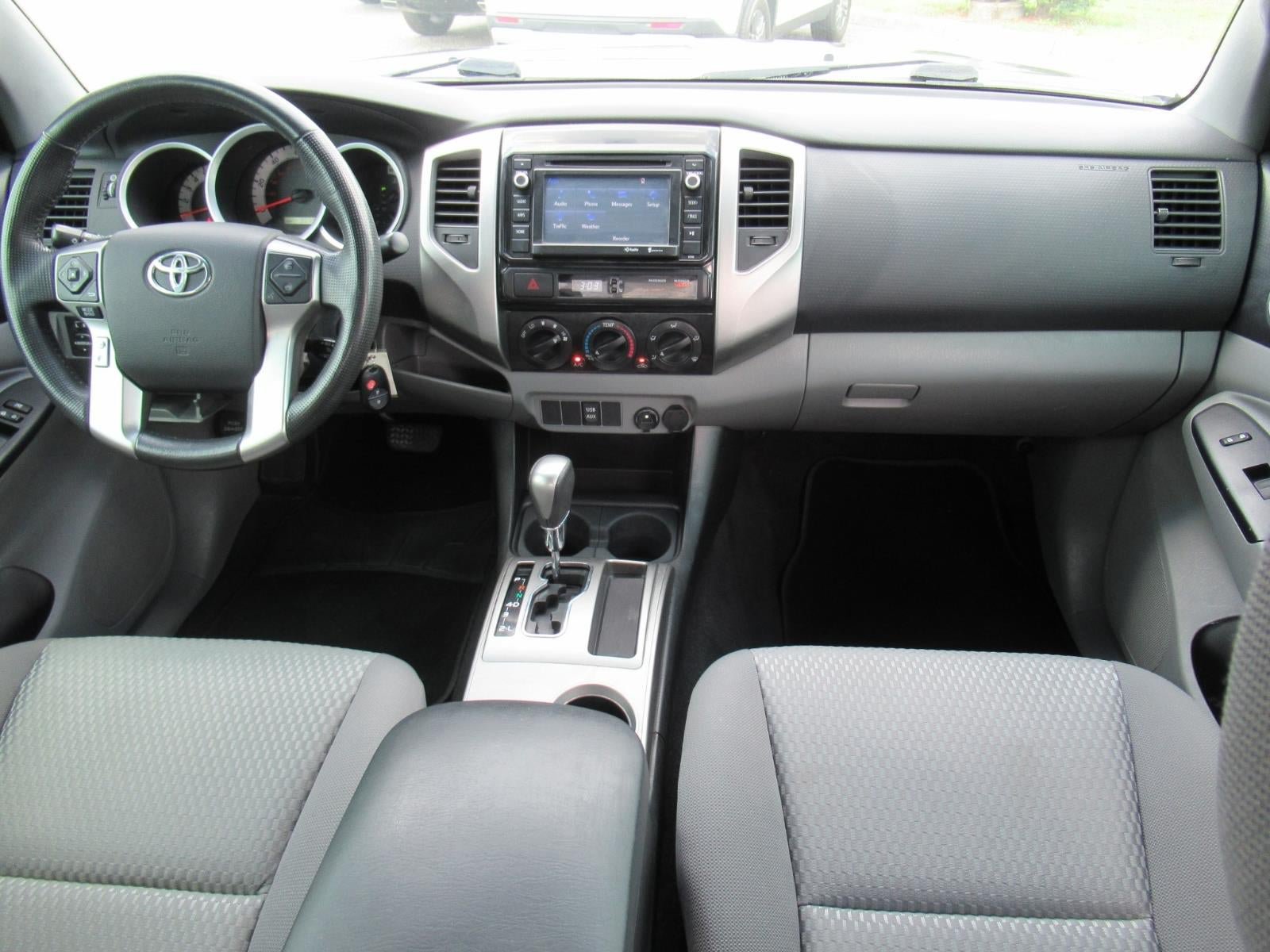 Used 2014 Toyota Tacoma PreRunner w/ SR5 Package RWD image 12