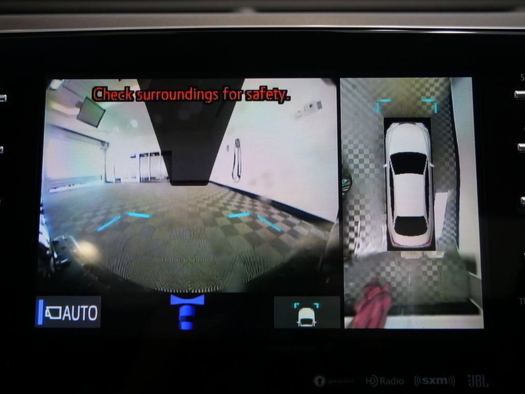 Used 2019 Toyota Avalon Touring w/ Advanced Safety Package image 22