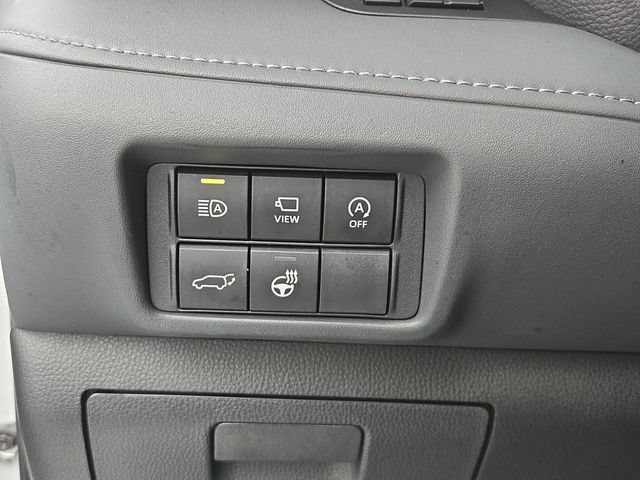 Certified 2025 Toyota Highlander Limited AWD/4WD image 29