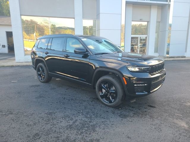 New 2025 Jeep Grand Cherokee L Limited image 7