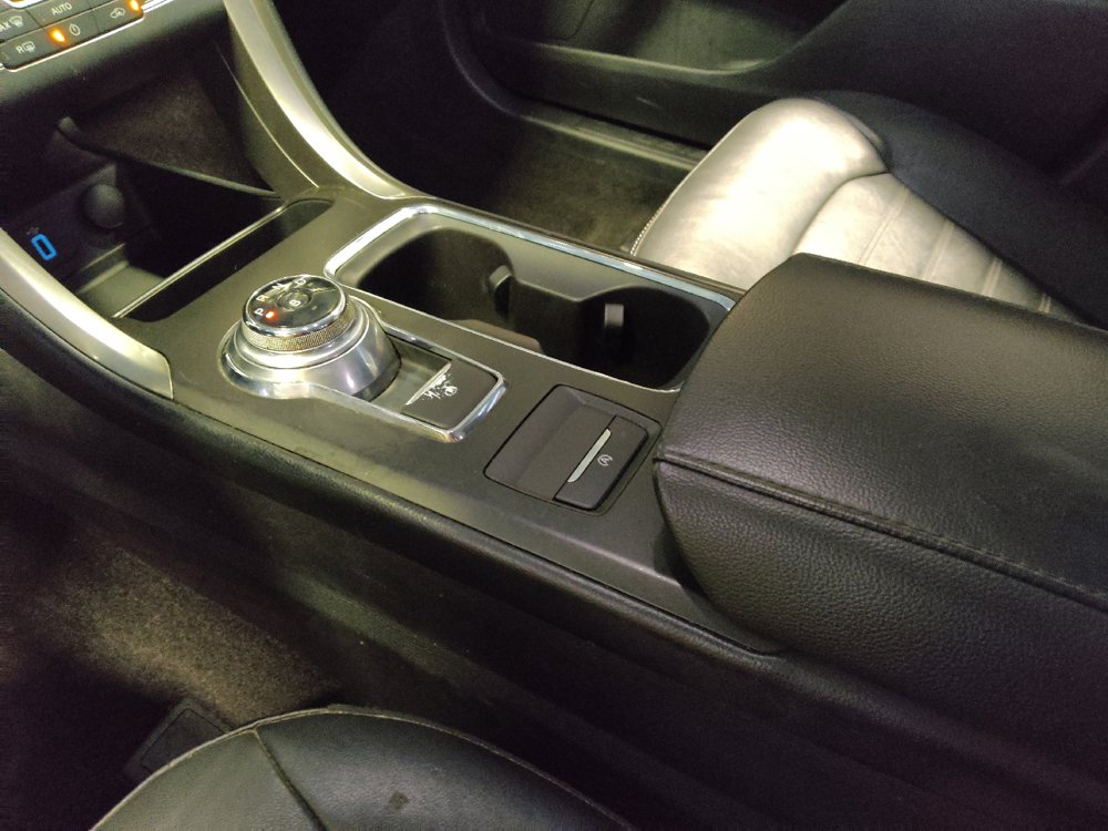 Used 2018 Ford Fusion SE w/ Fusion SE Technology Package FWD image 26