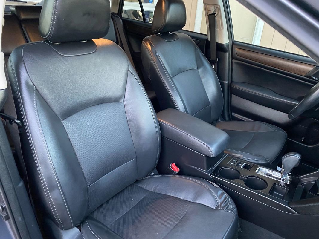 Used 2017 Subaru Outback 2.5i Limited w/ Popular Package #5 image 16