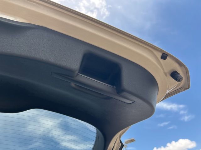 Used 2018 Ford Edge SEL FWD image 14
