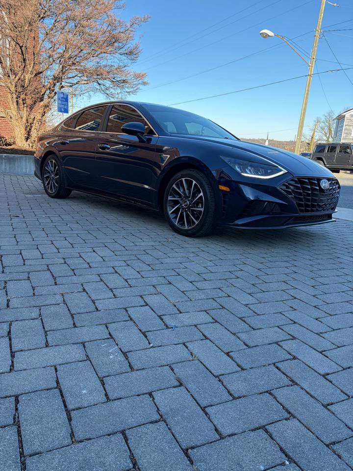 Used 2022 Hyundai Sonata Limited image 3
