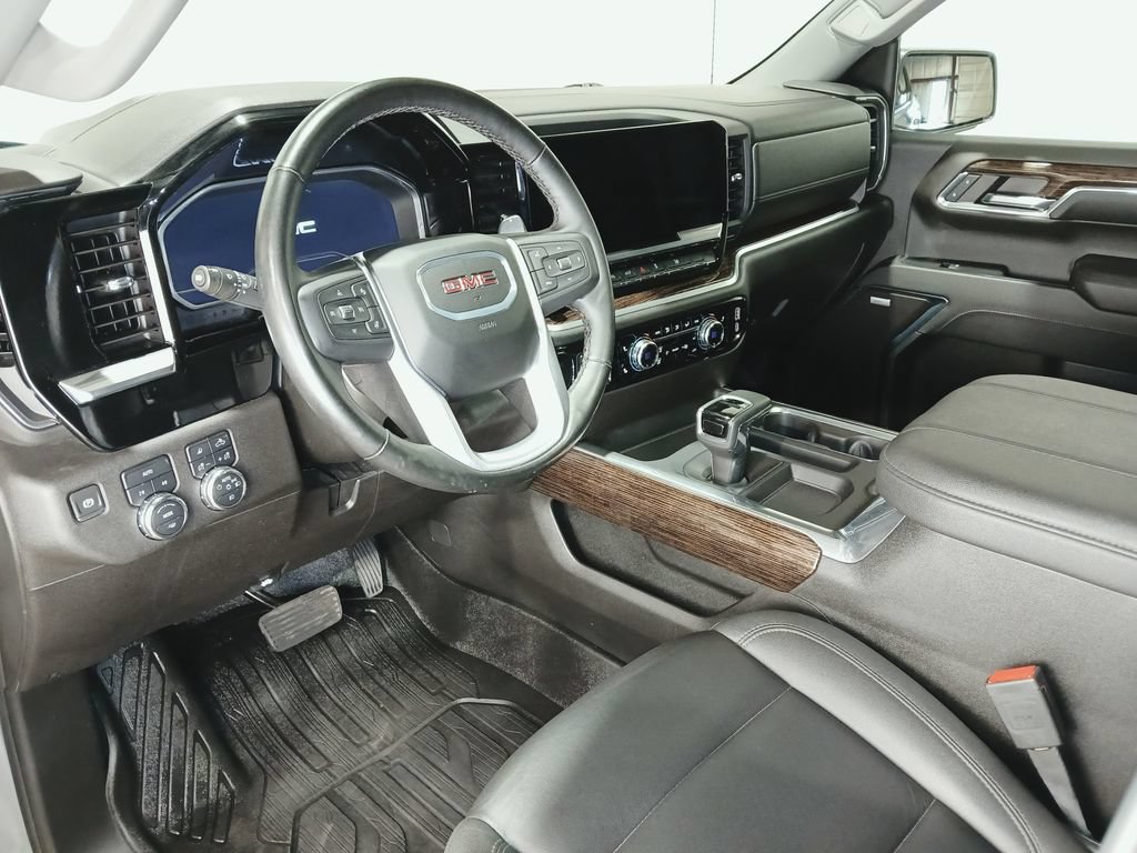 Used 2024 GMC Sierra 1500 Elevation w/ Elevation Premium Package AWD/4WD image 15