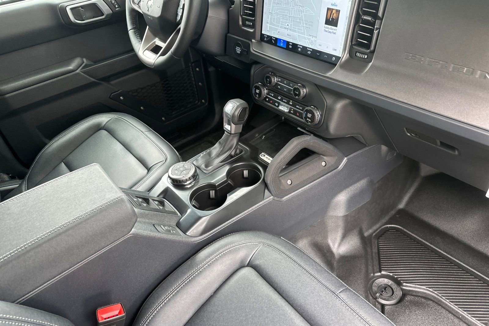 New 2026 Ford Bronco Badlands image 16