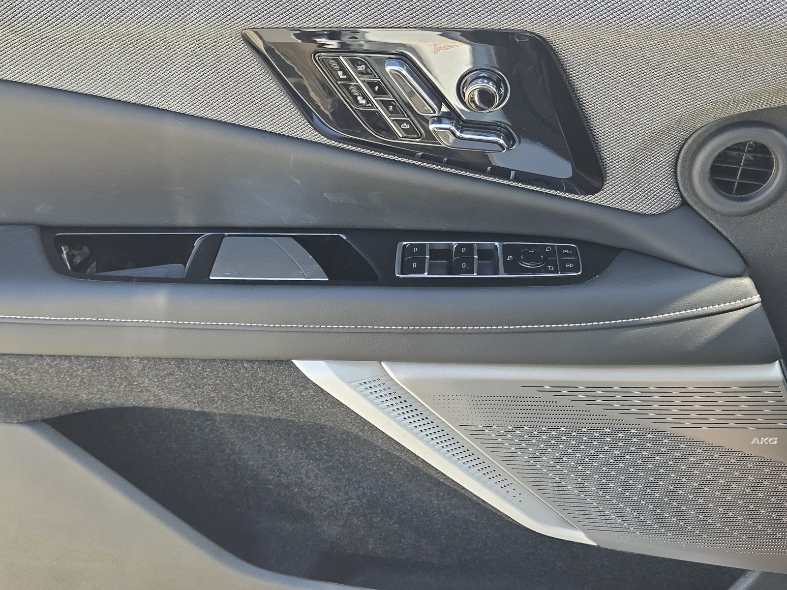 New 2027 Cadillac Optiq Sport RWD image 16