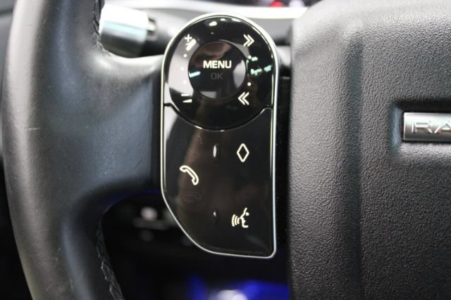Used 2020 Land Rover Range Rover Evoque SE AWD/4WD image 17