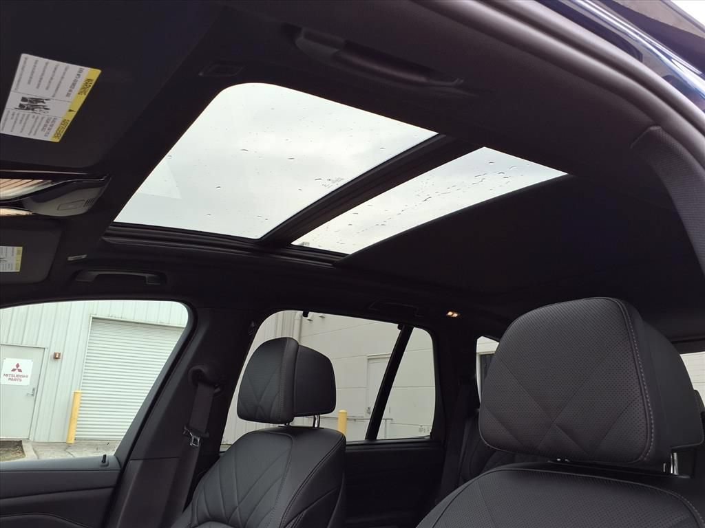 Used 2023 BMW X5 xDrive45e w/ M Sport Package AWD/4WD image 22