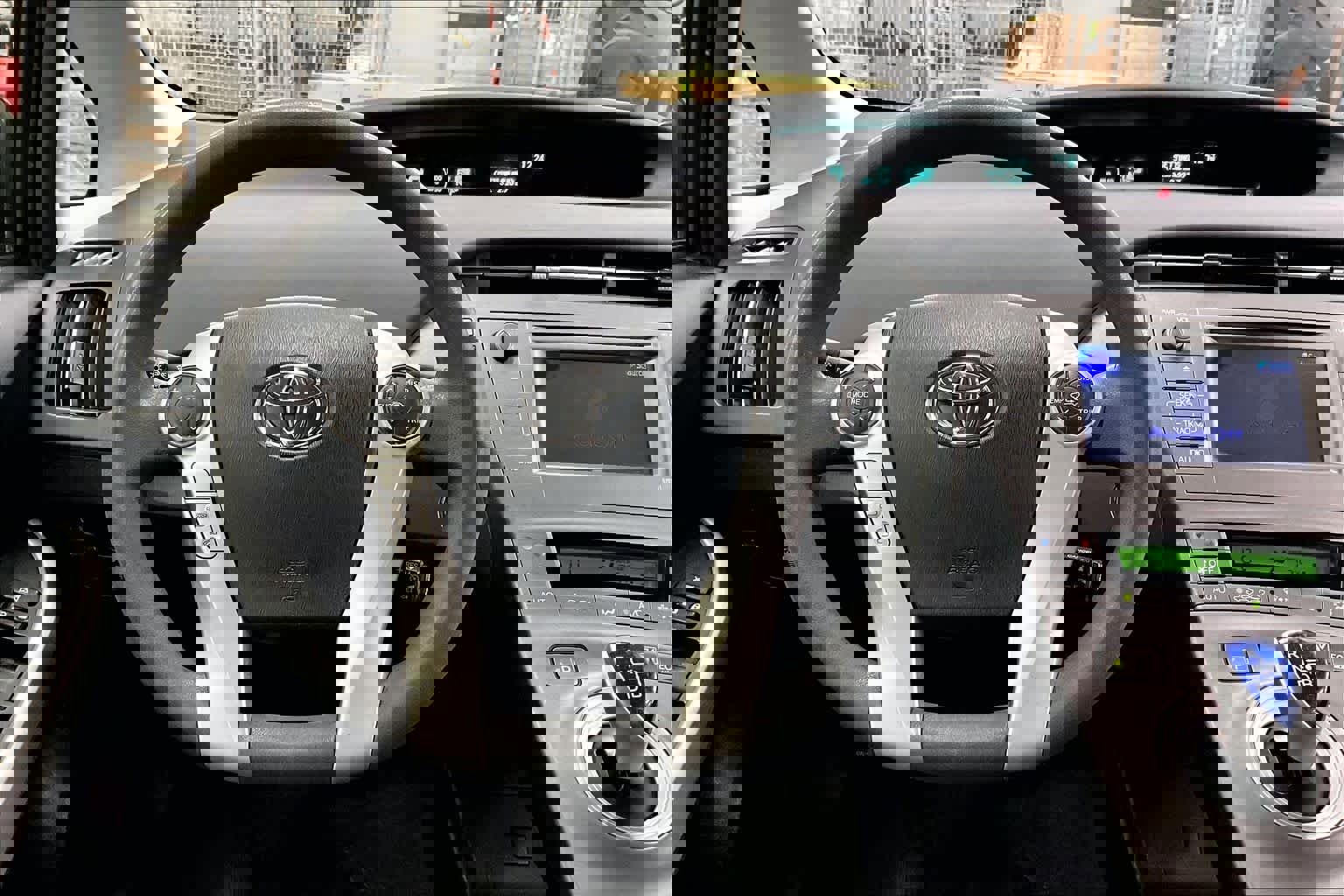 Used 2014 Toyota Prius Two image 5