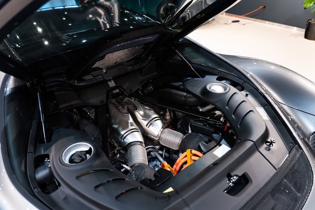 Certified 2025 Ferrari 296 GTB RWD image 17