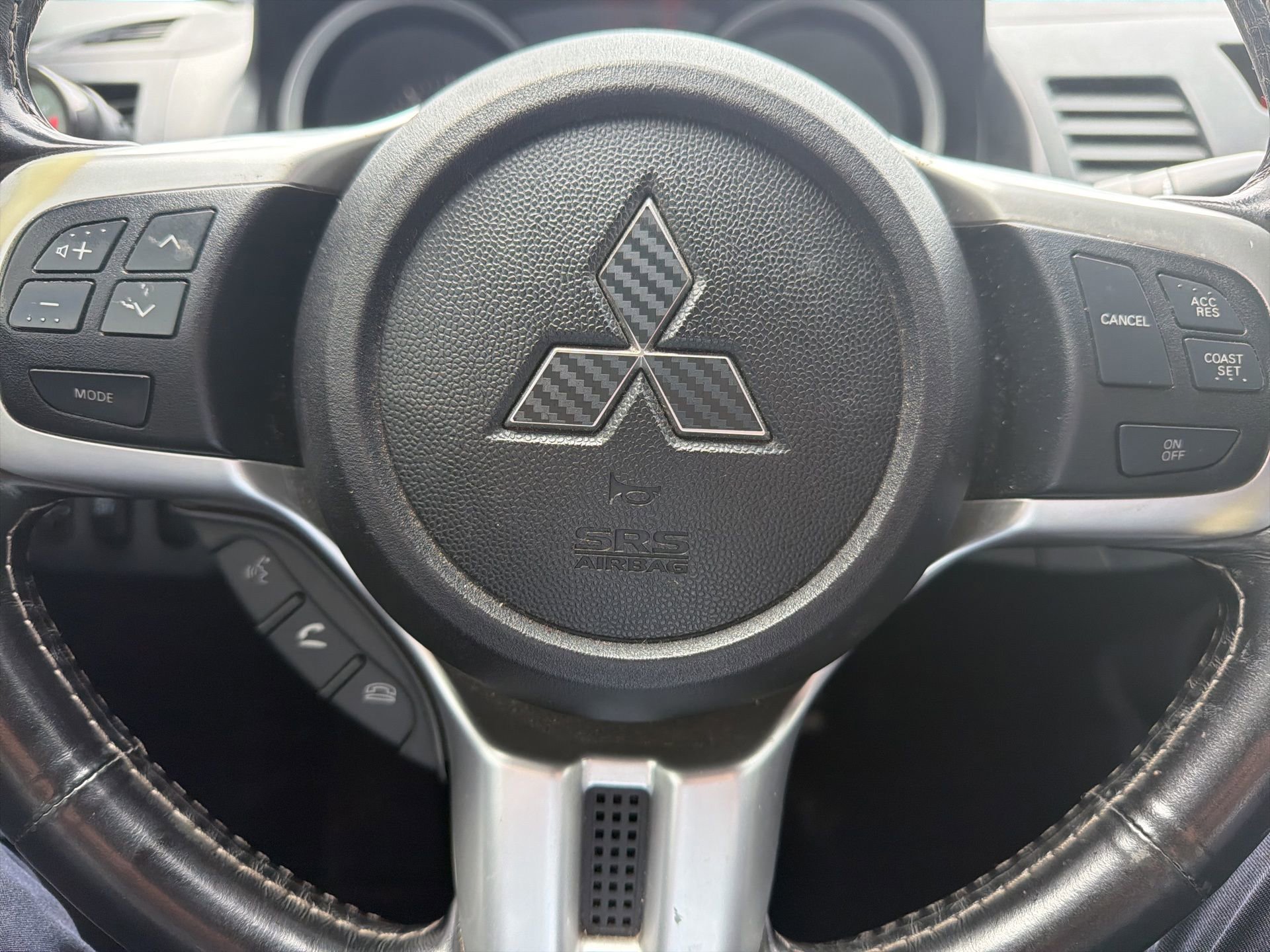 Used 2010 Mitsubishi Lancer Evolution GSR image 18