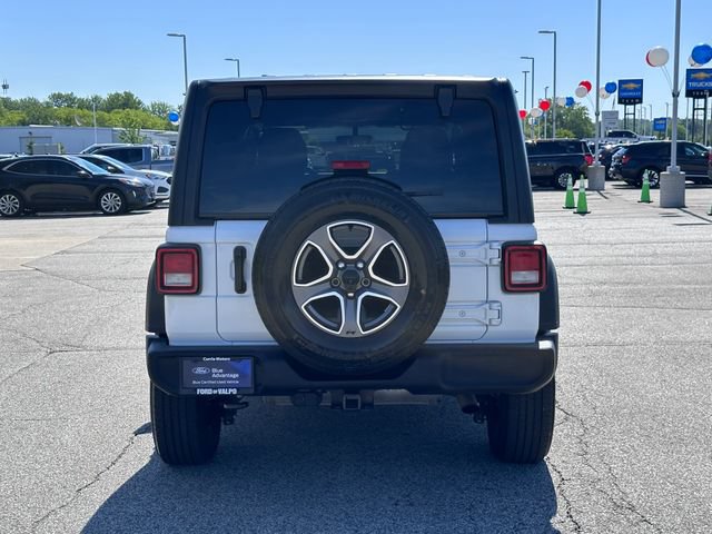 Used 2022 Jeep Wrangler Unlimited Sport AWD/4WD image 6