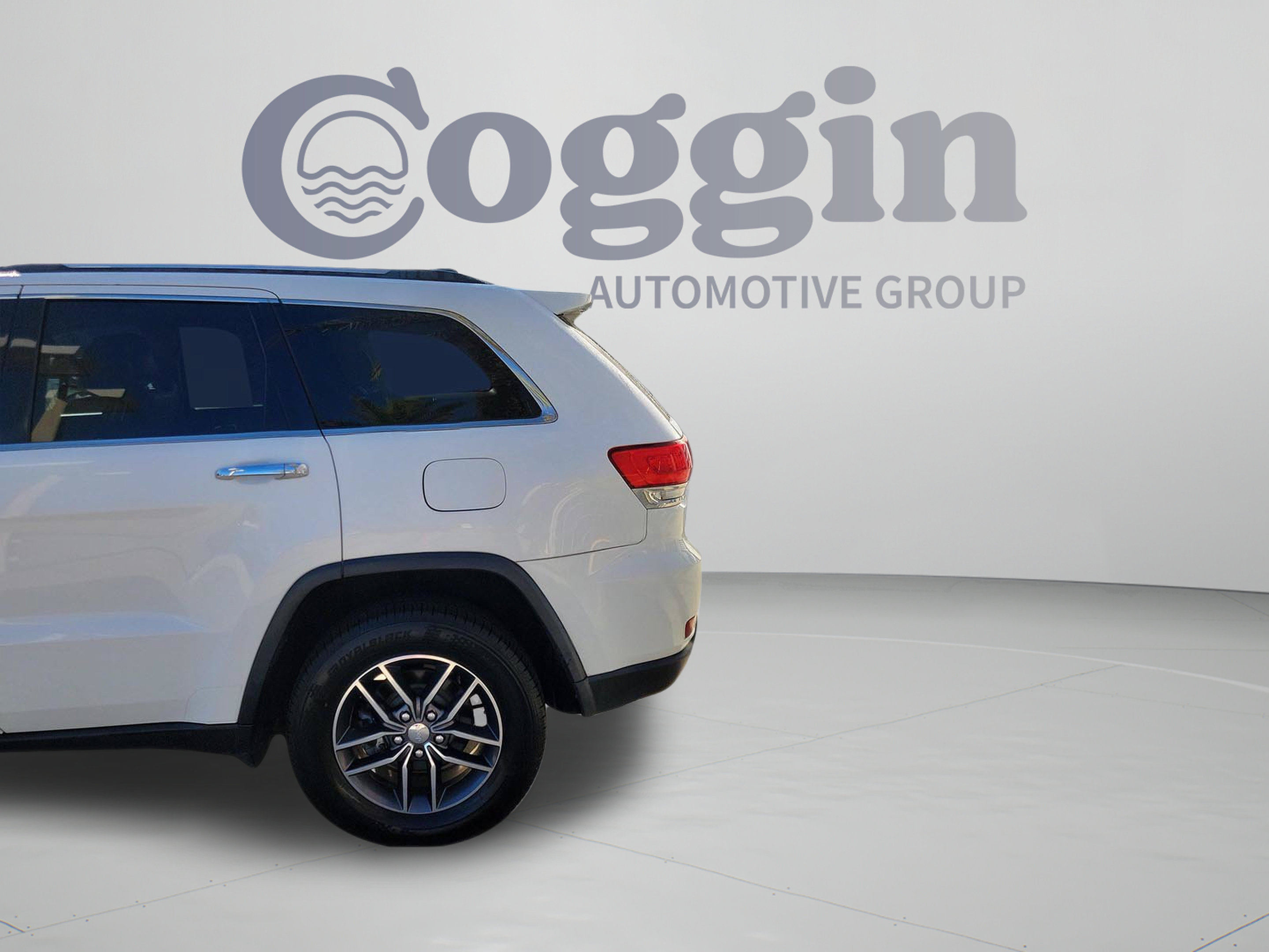 Used 2018 Jeep Grand Cherokee Limited w/ Trailer Tow Group IV AWD/4WD image 29