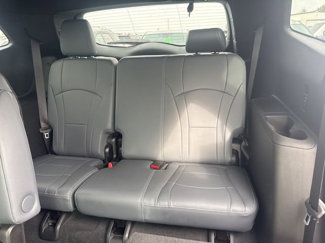 Used 2024 Buick Enclave Premium image 22