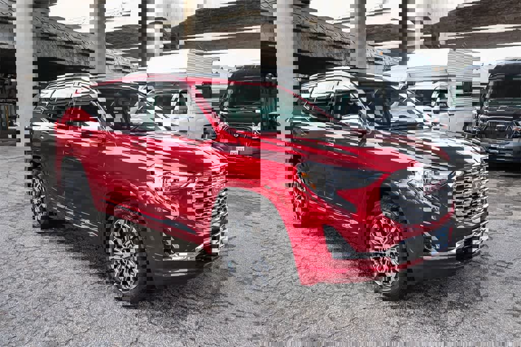 Used 2019 GMC Terrain Denali image 3