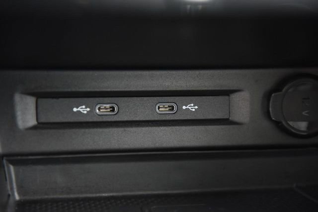 Certified 2023 Volkswagen Tiguan SE w/ Panoramic Sunroof Package image 15