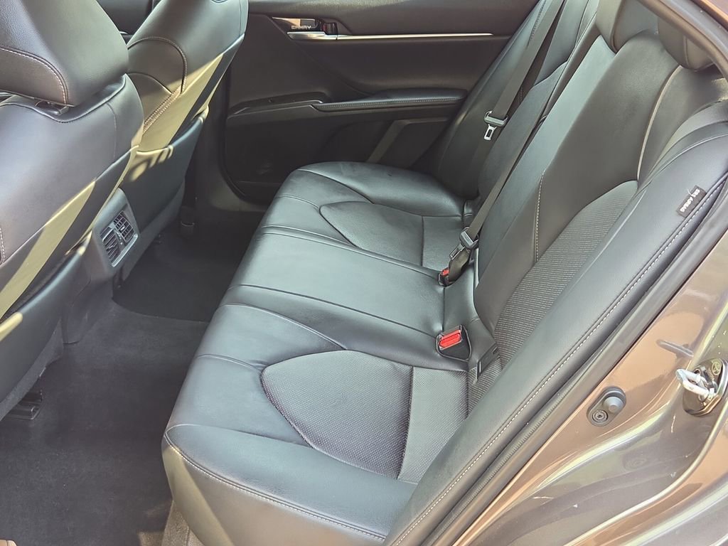 Used 2021 Toyota Camry XSE FWD image 13