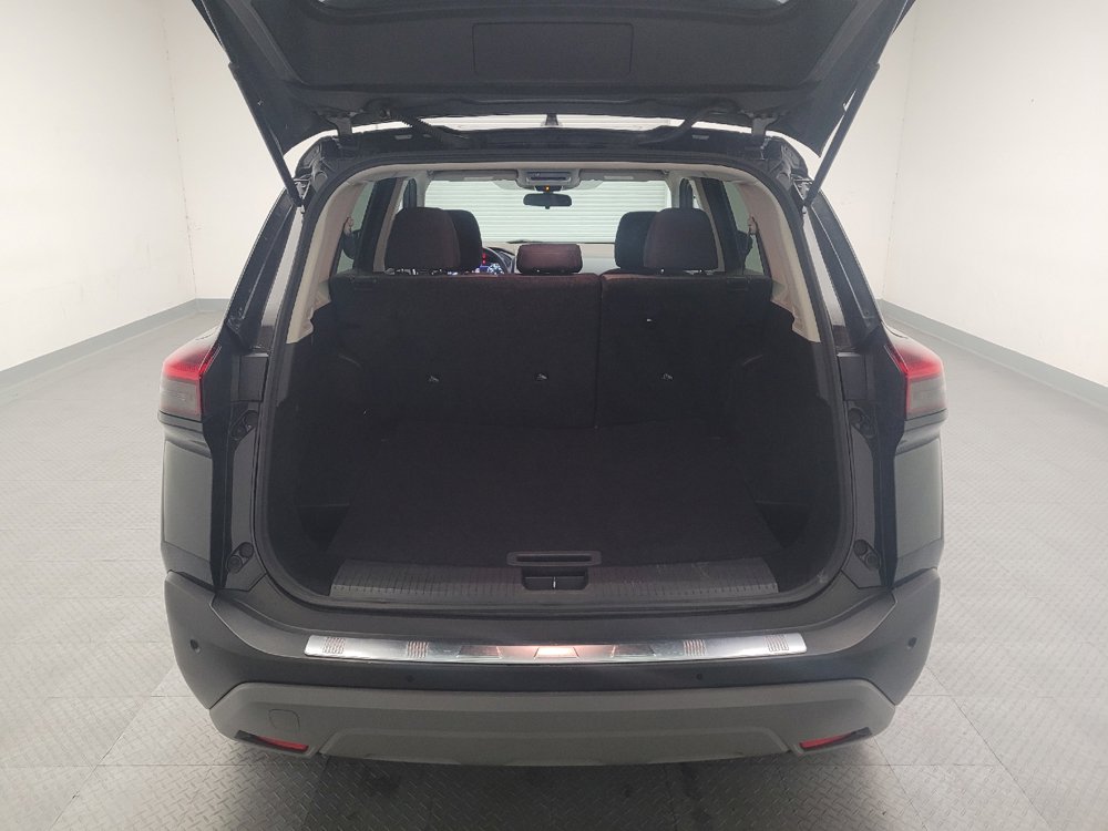 Used 2023 Nissan Rogue SV FWD image 29