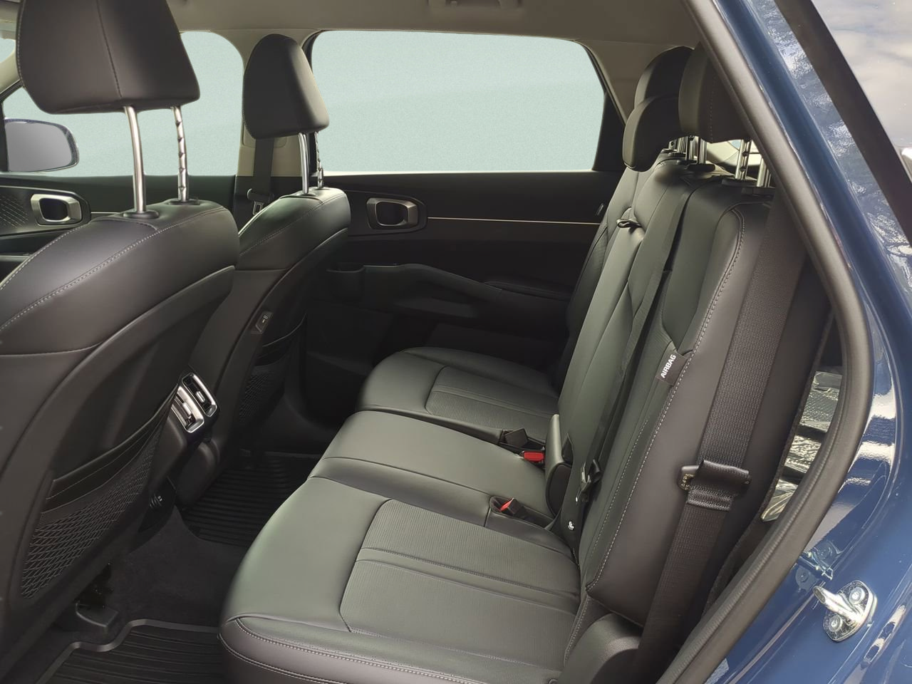 New 2026 Kia Sorento EX AWD/4WD image 11