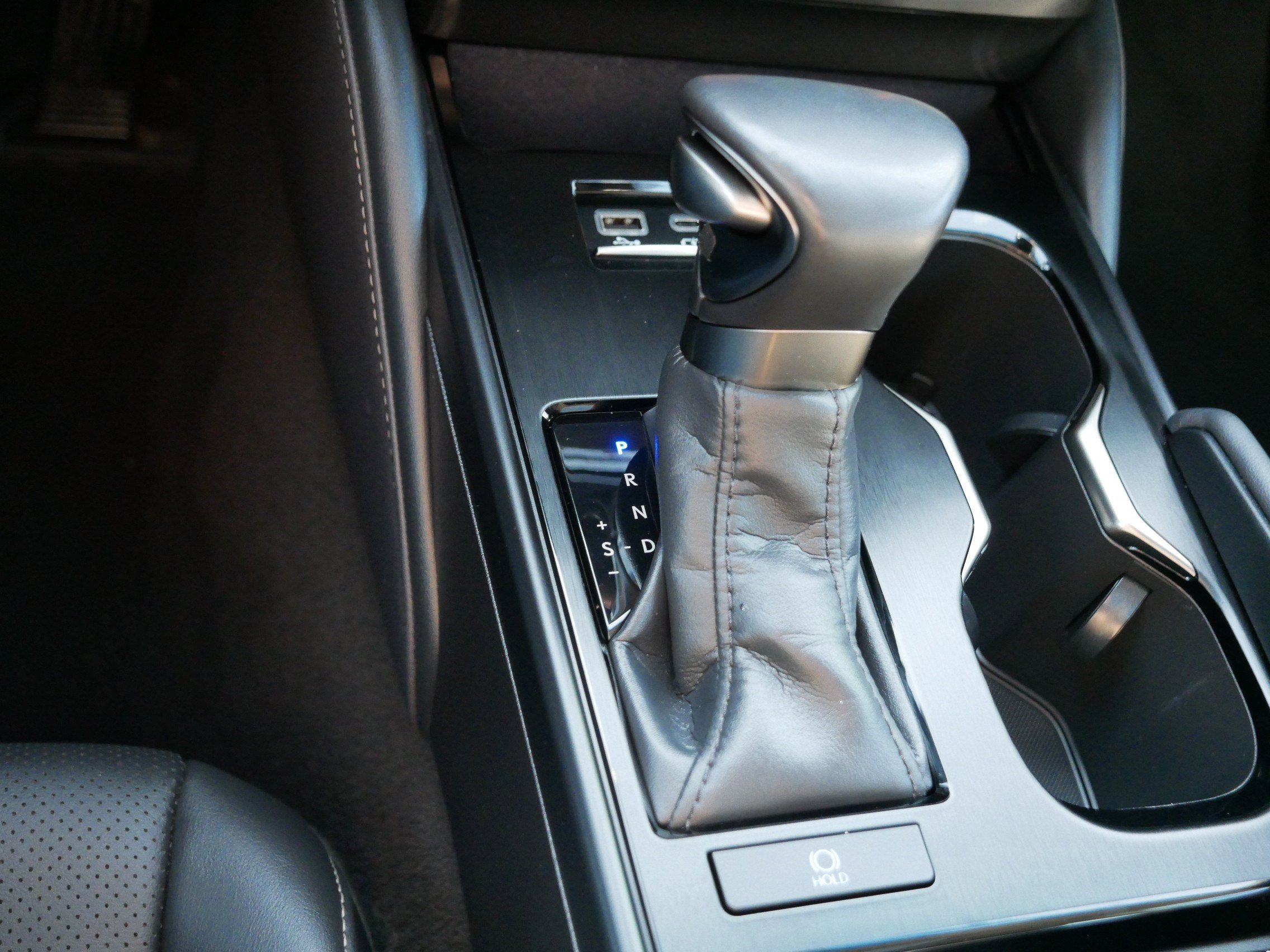 Used 2024 Lexus ES 250 w/ Premium Package image 24