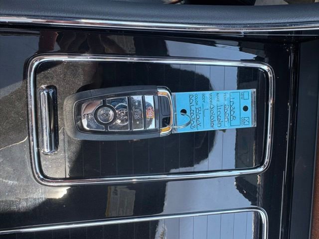 Used 2025 Lincoln Aviator Black Label w/ Black Label Special Edition image 28