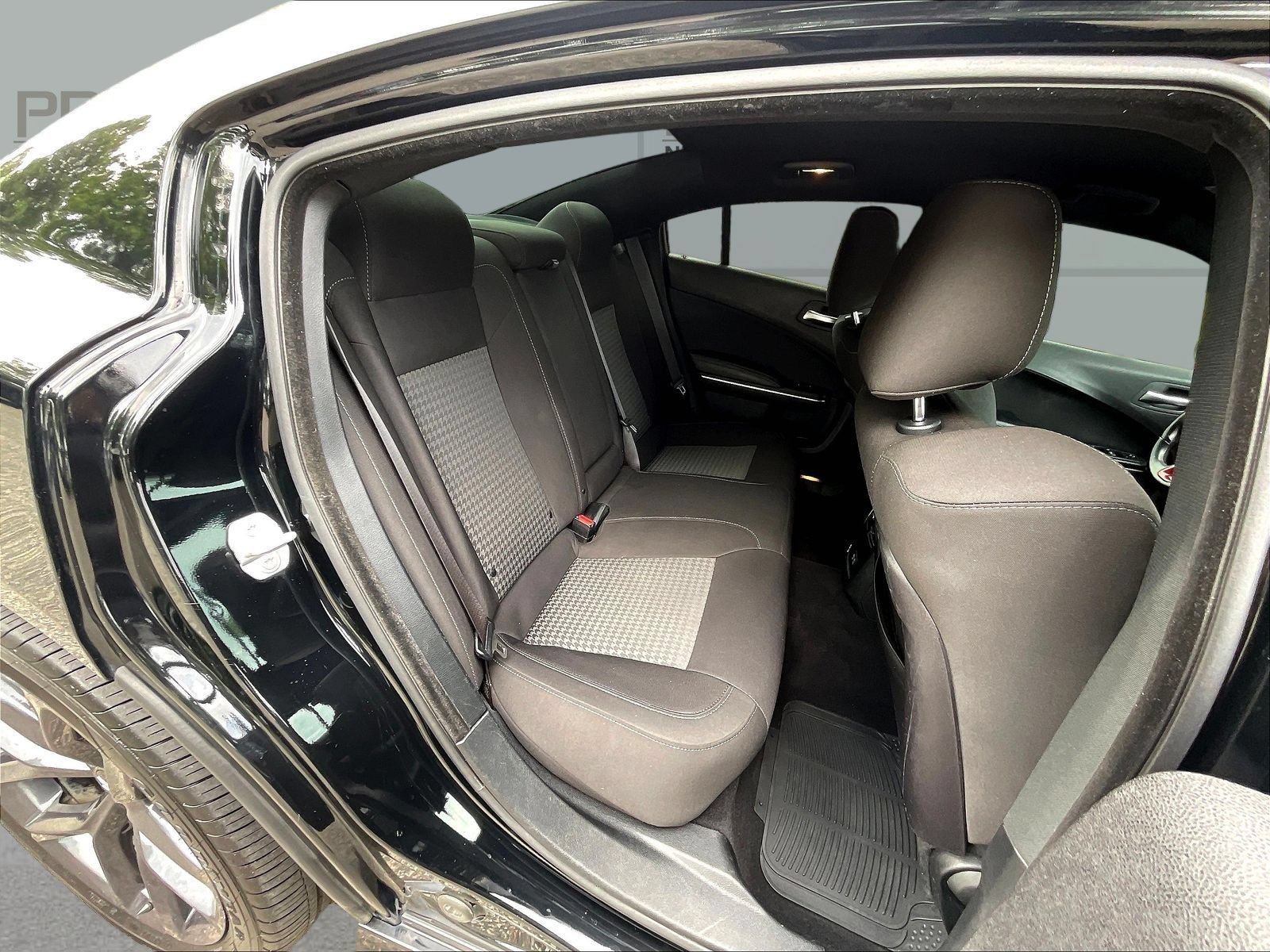 Used 2019 Dodge Charger GT w/ Blacktop Package RWD image 27