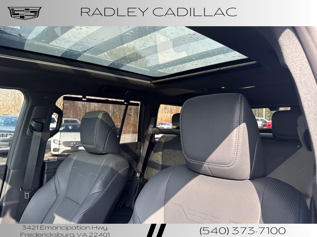 Used 2025 Lexus GX 550 w/ Cold Area Package image 2