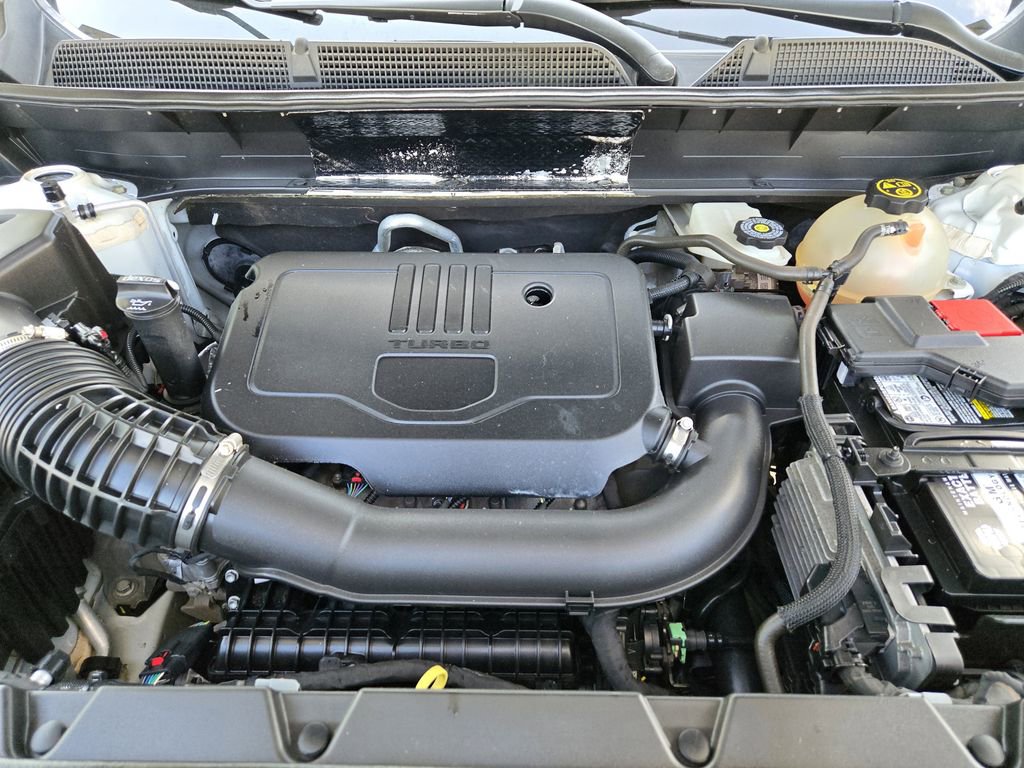 Used 2023 GMC Acadia SLT AWD/4WD image 30