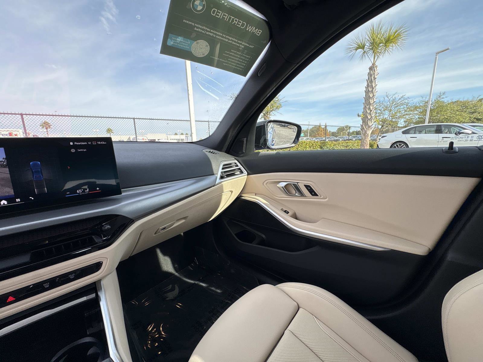 Certified 2025 BMW 330i xDrive Sedan w/ M Sport Package image 28