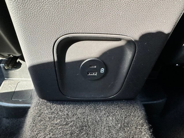 Certified 2023 Ford Escape ST-Line AWD/4WD image 9