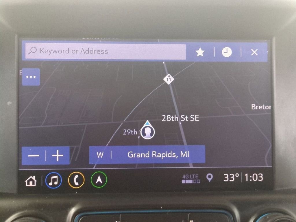 Used 2020 GMC Terrain SLT w/ Preferred Package image 25