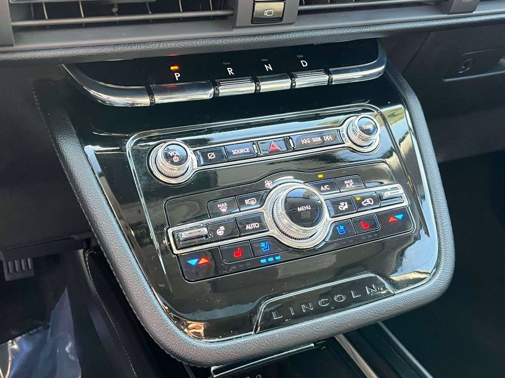 Used 2022 Lincoln Corsair Reserve w/ Elements Package AWD/4WD image 20