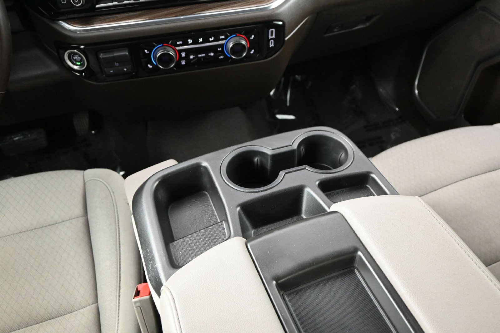 Used 2025 Chevrolet Silverado 1500 LT AWD/4WD image 15