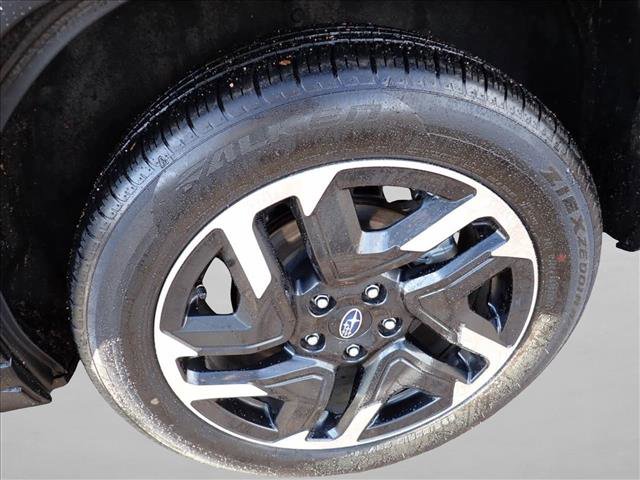 Certified 2025 Subaru Forester Limited image 7