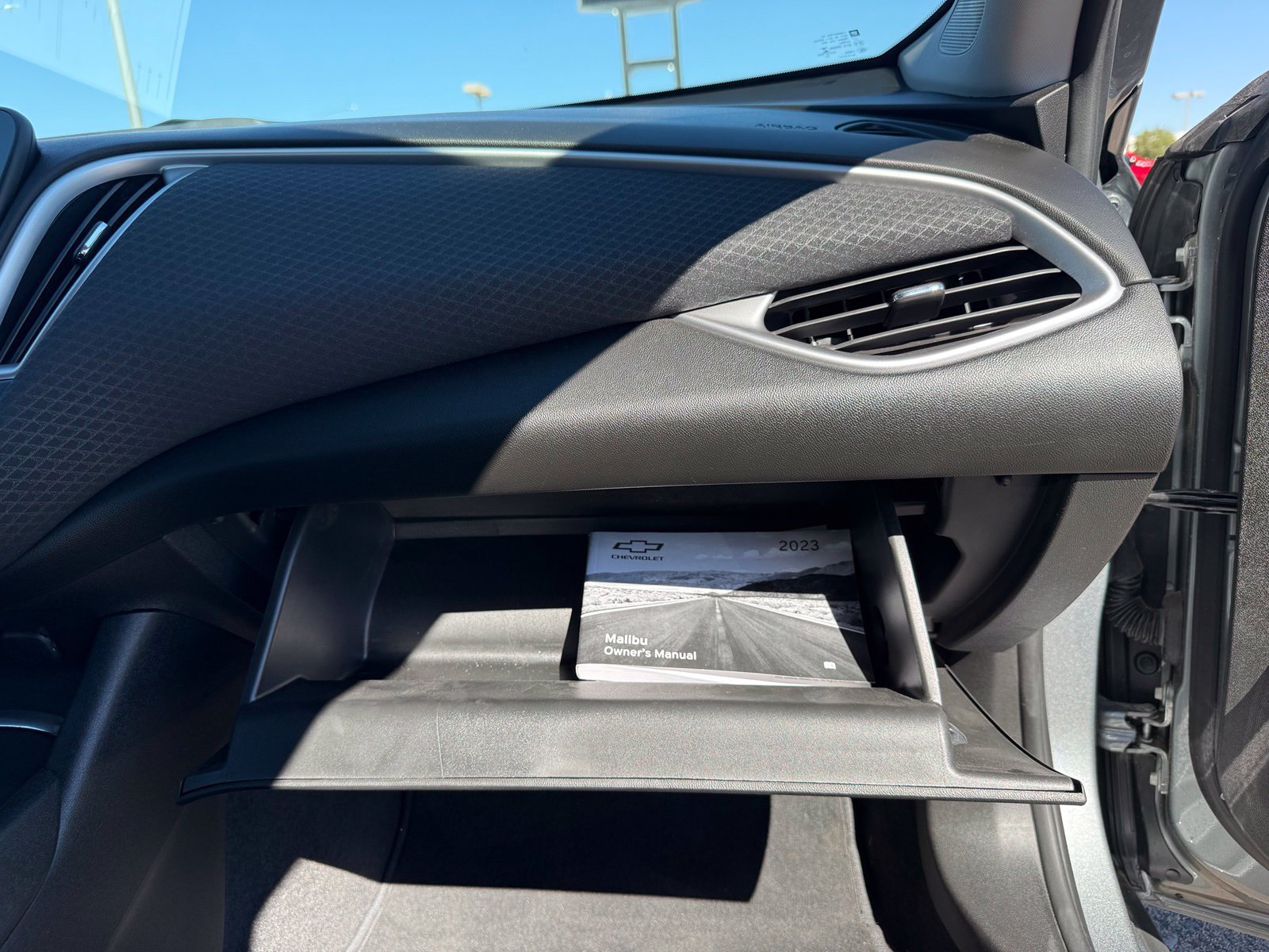Certified 2023 Chevrolet Malibu LT w/ Sport Edition FWD image 30