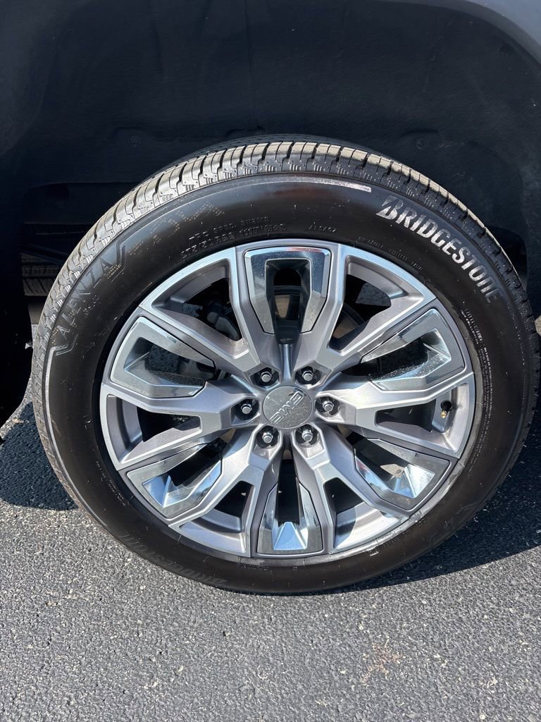 Used 2024 GMC Sierra 1500 Denali w/ Denali Reserve Package image 11